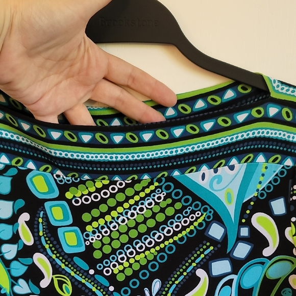 Vintage Blue and Green Sheath Dress with Crew Neck and Cuffed Sleeves - Picture 3 of 6